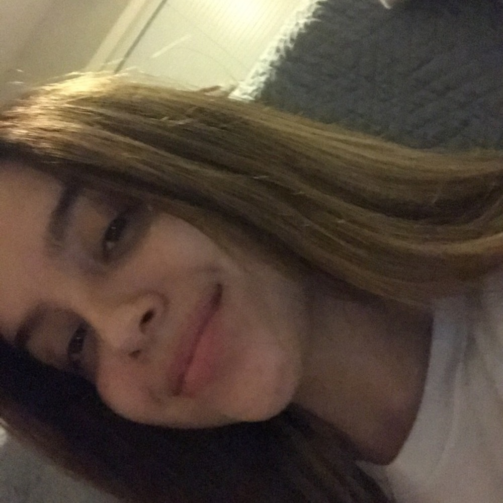 Meet your Posher, Carolina